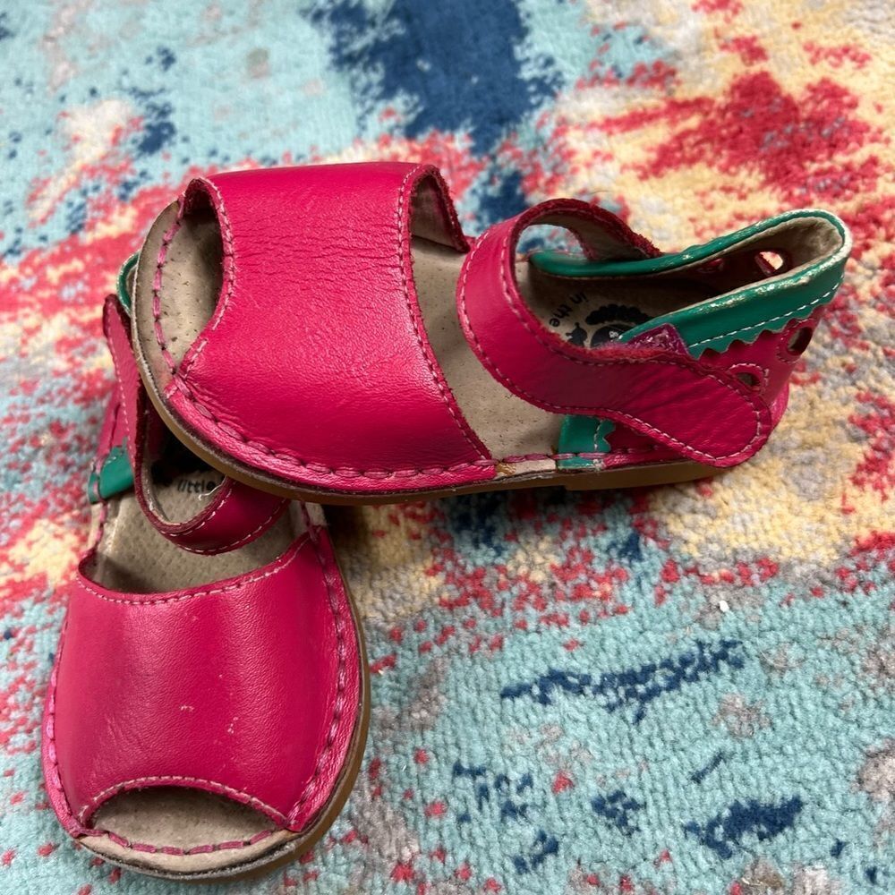 Livie & Luca Girls Strawberry Sandals Size 5